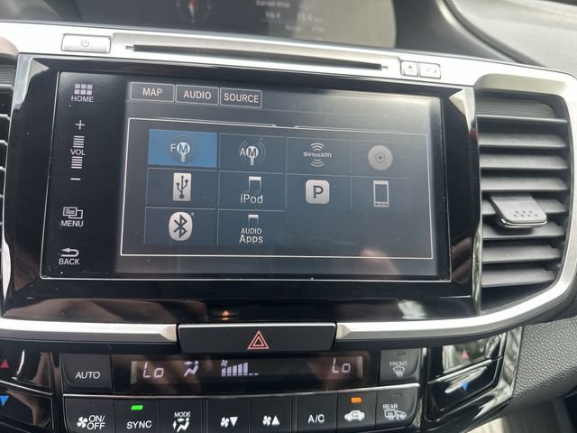 Used 2016 Honda Accord Touring image 22
