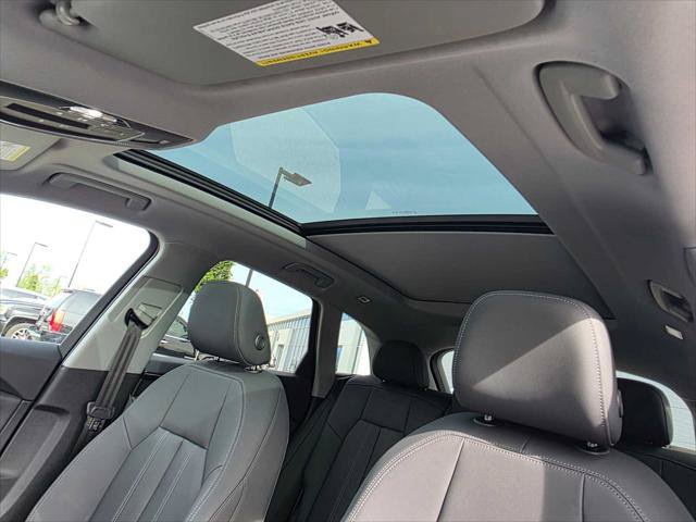 Used 2025 Audi Q5 Premium w/ Convenience Package AWD/4WD image 22