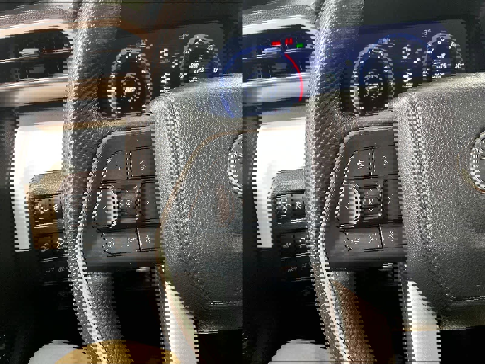 Used 2024 Toyota Tacoma TRD Off-Road w/ TRD Off Road Upgrade Package image 23