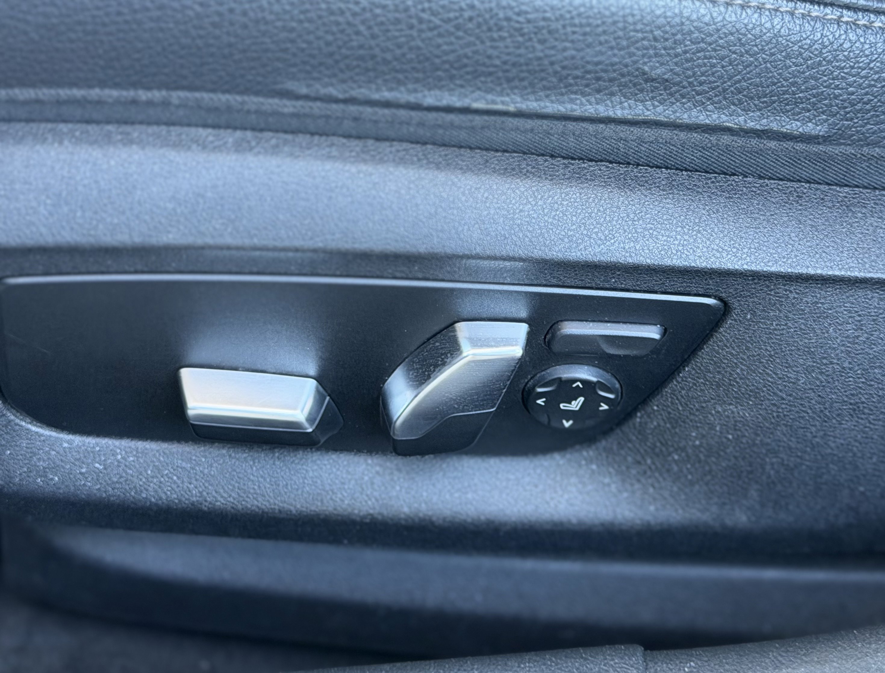 Used 2017 BMW 530i RWD image 20