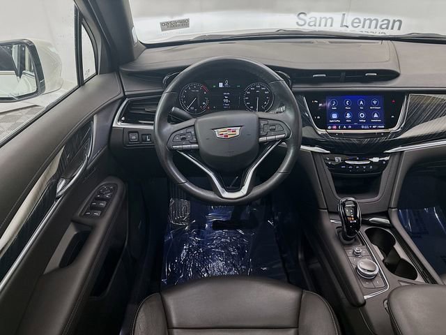 Used 2023 Cadillac XT6 Premium Luxury image 26