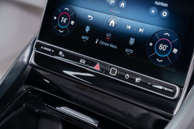 Certified 2026 Mercedes-Benz Maybach SL 680 image 28