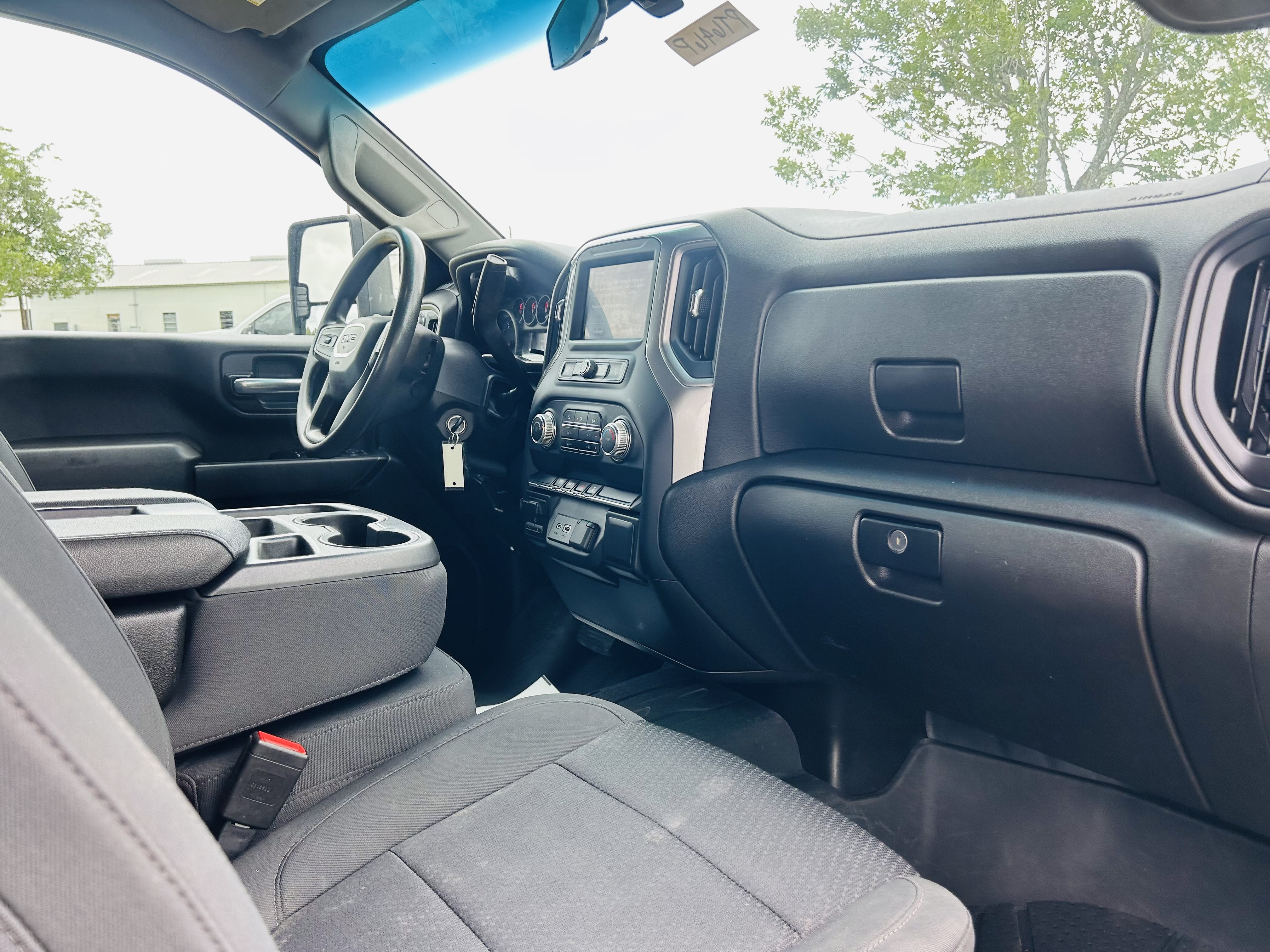 Used 2023 GMC Sierra 3500 Pro w/ Convenience Package AWD/4WD image 13