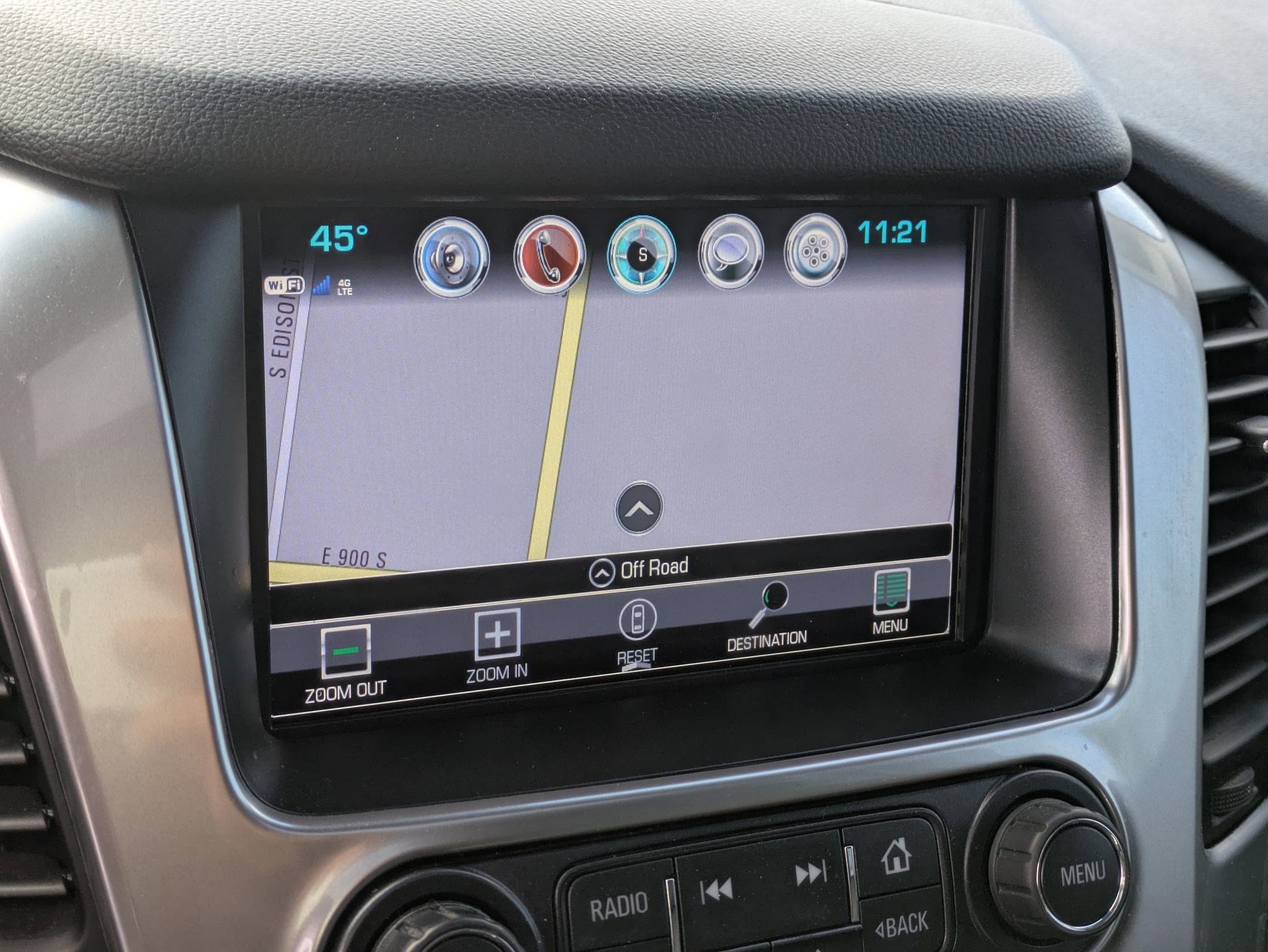 Used 2020 Chevrolet Suburban Premier image 24