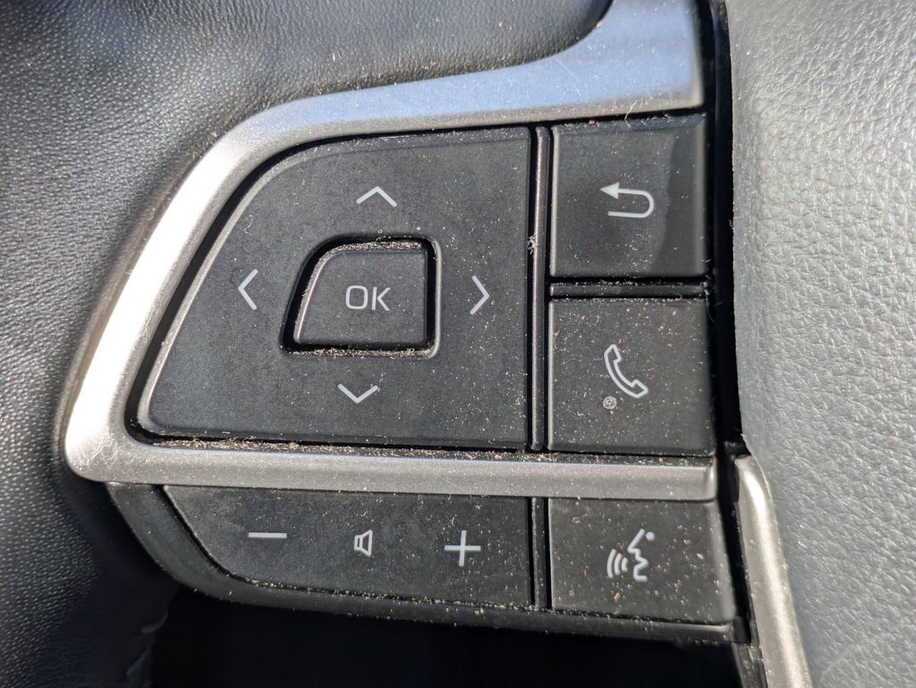 Used 2024 Toyota Highlander XSE image 29