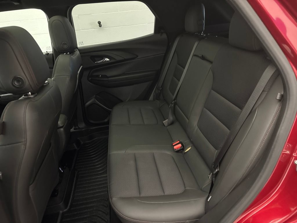 Used 2021 Chevrolet TrailBlazer RS w/ Sun and Liftgate Package FWD image 41