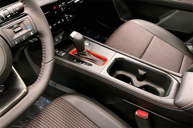 New 2026 Nissan Kicks SR w/ SR Premium Package image 8