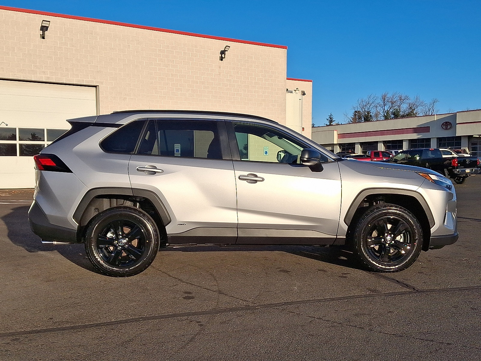 Certified 2025 Toyota RAV4 LE image 7