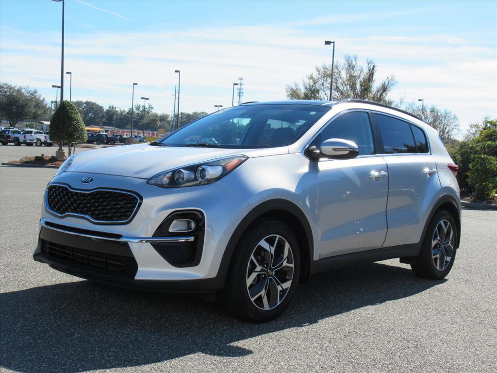 Used 2022 Kia Sportage EX image 3