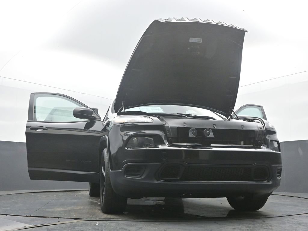 Used 2017 Jeep Cherokee Altitude image 57