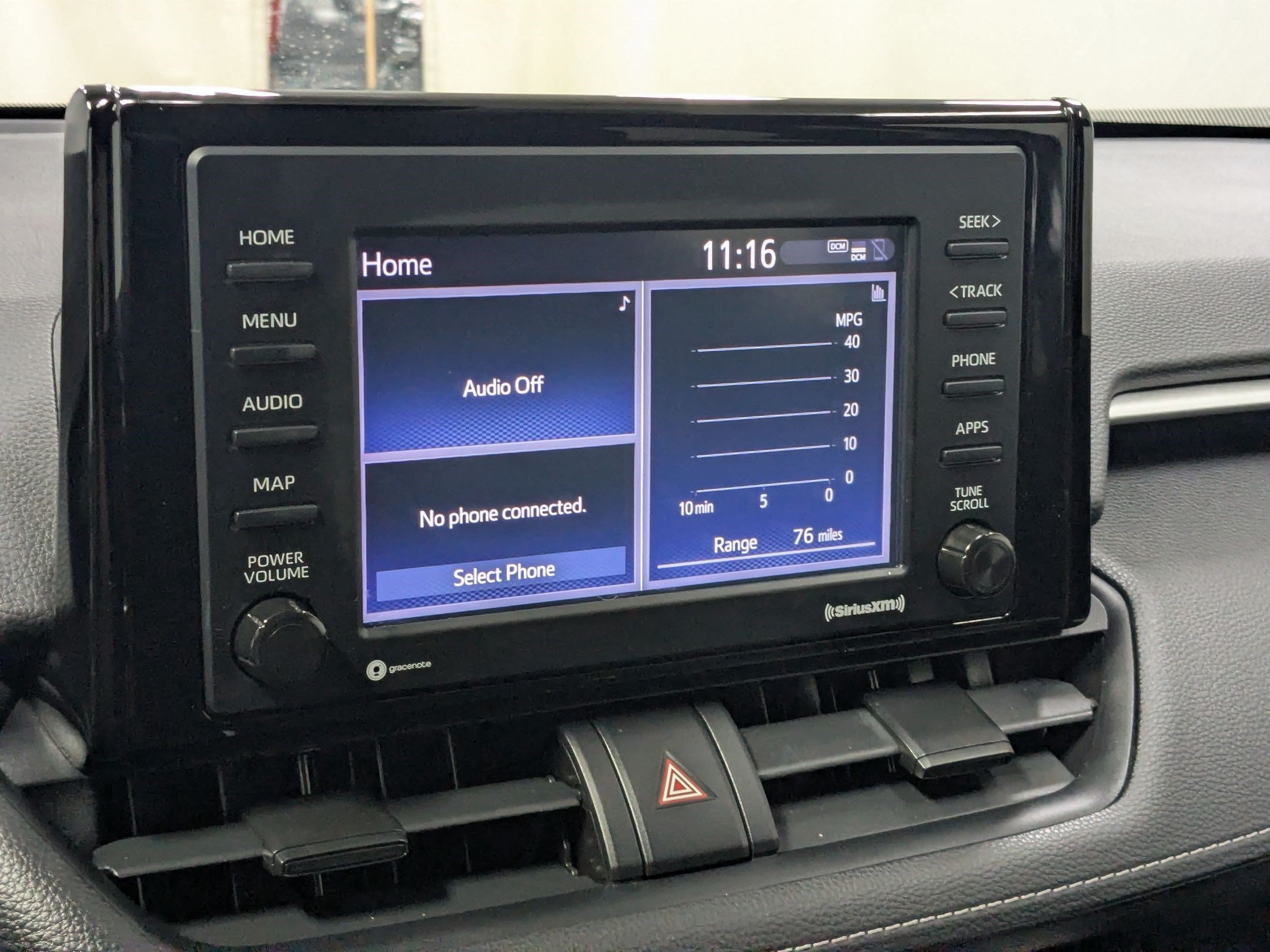 Used 2021 Toyota RAV4 LE FWD image 17