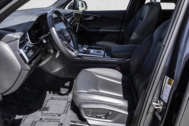 Used 2025 Audi Q7 3.0T Premium Plus AWD/4WD image 12