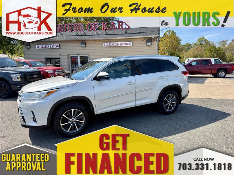 Used 2019 Toyota Highlander XLE AWD/4WD image 1