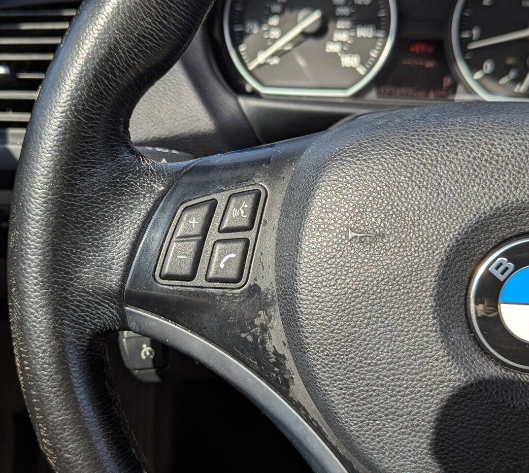 Used 2008 BMW 128i Convertible image 32