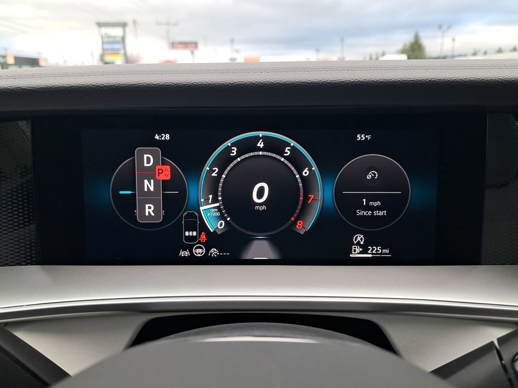 Used 2025 Volkswagen Tiguan SE image 23