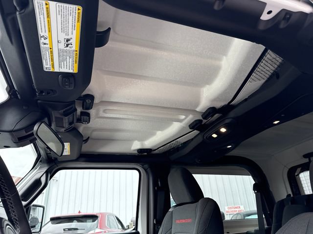 New 2025 Jeep Wrangler Rubicon w/ Convenience Group AWD/4WD image 27