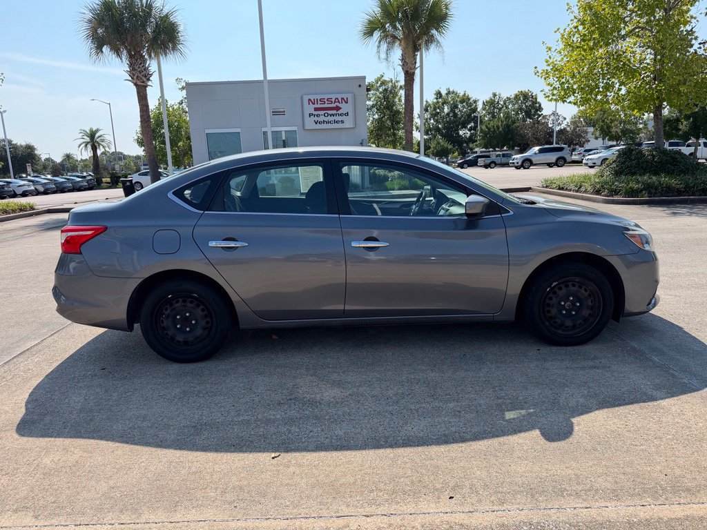 Used 2019 Nissan Sentra S FWD image 4