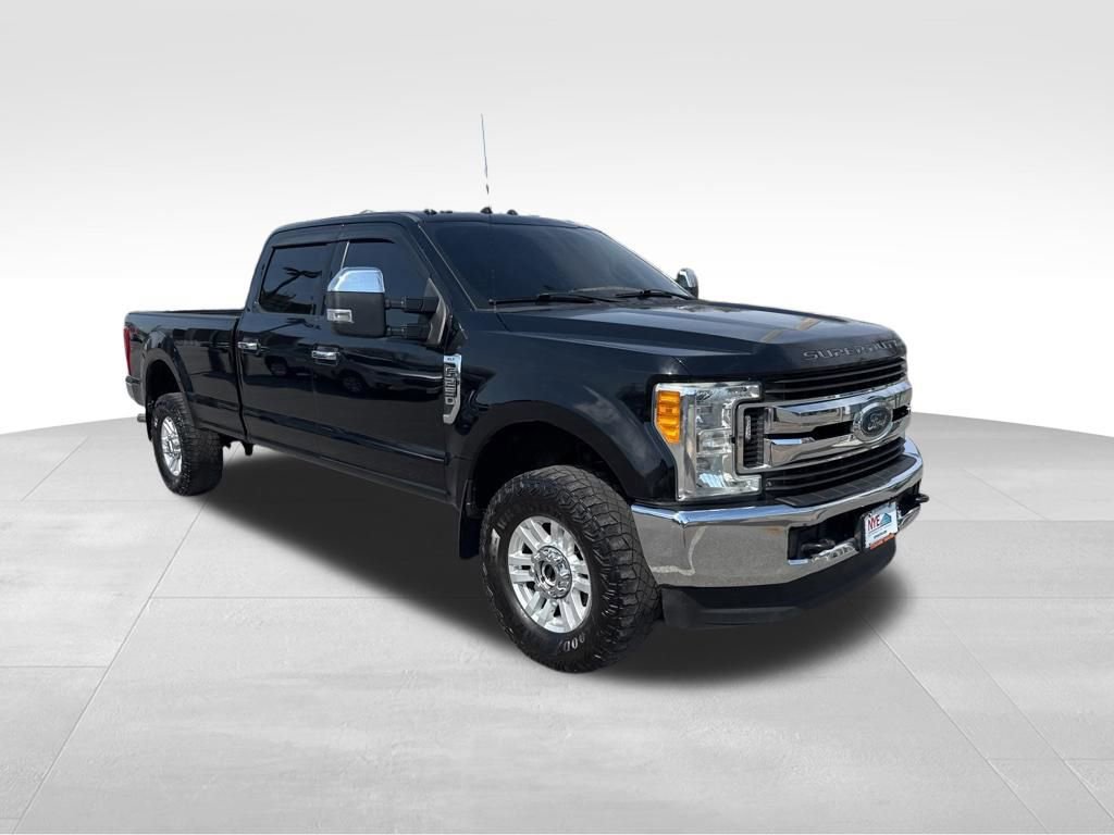 Used 2017 Ford F250 XLT image 8