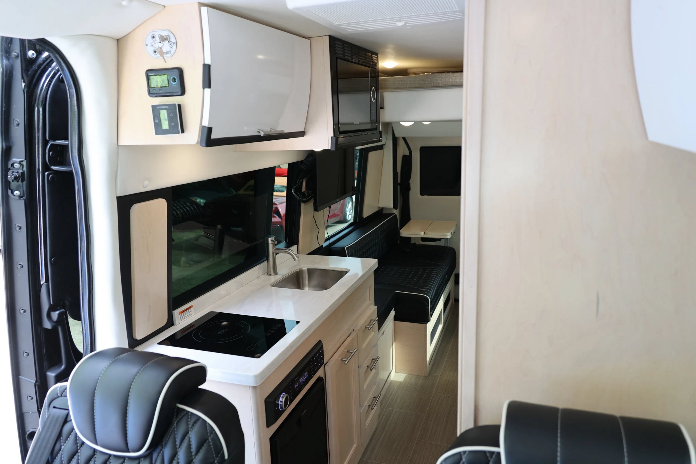 Used 2021 Mercedes-Benz Sprinter 3500 image 61