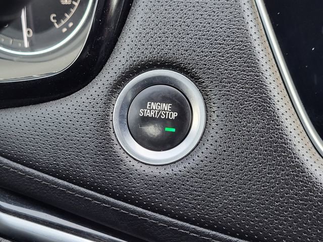 Used 2023 Cadillac XT5 Premium Luxury image 12