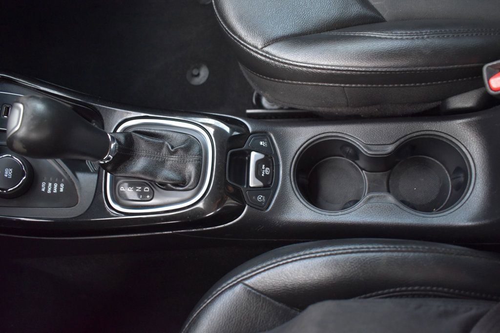 Used 2019 Jeep Compass Latitude image 35