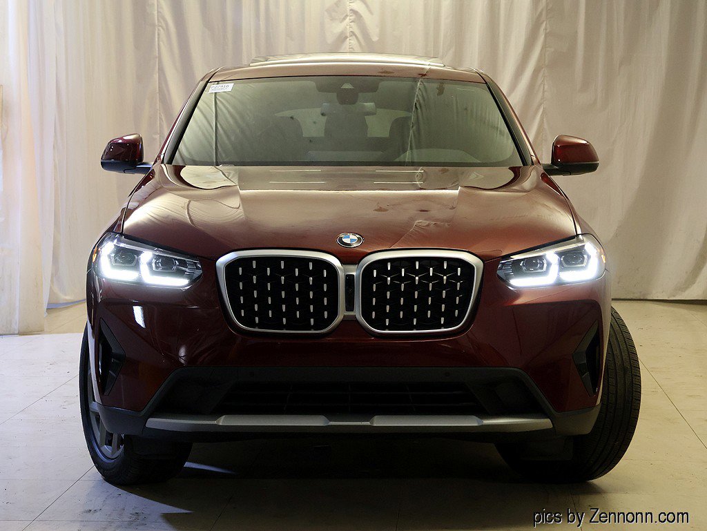 Certified 2025 BMW X4 xDrive30i AWD/4WD image 5