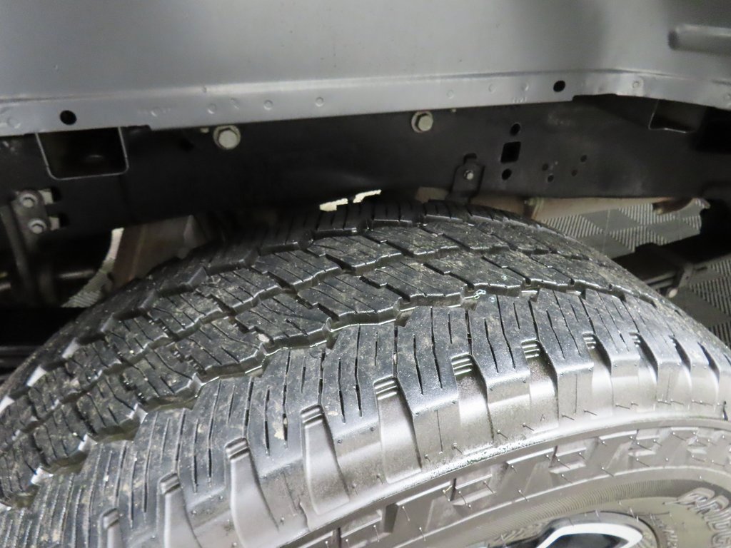 Used 2025 Ford F250 Platinum image 41