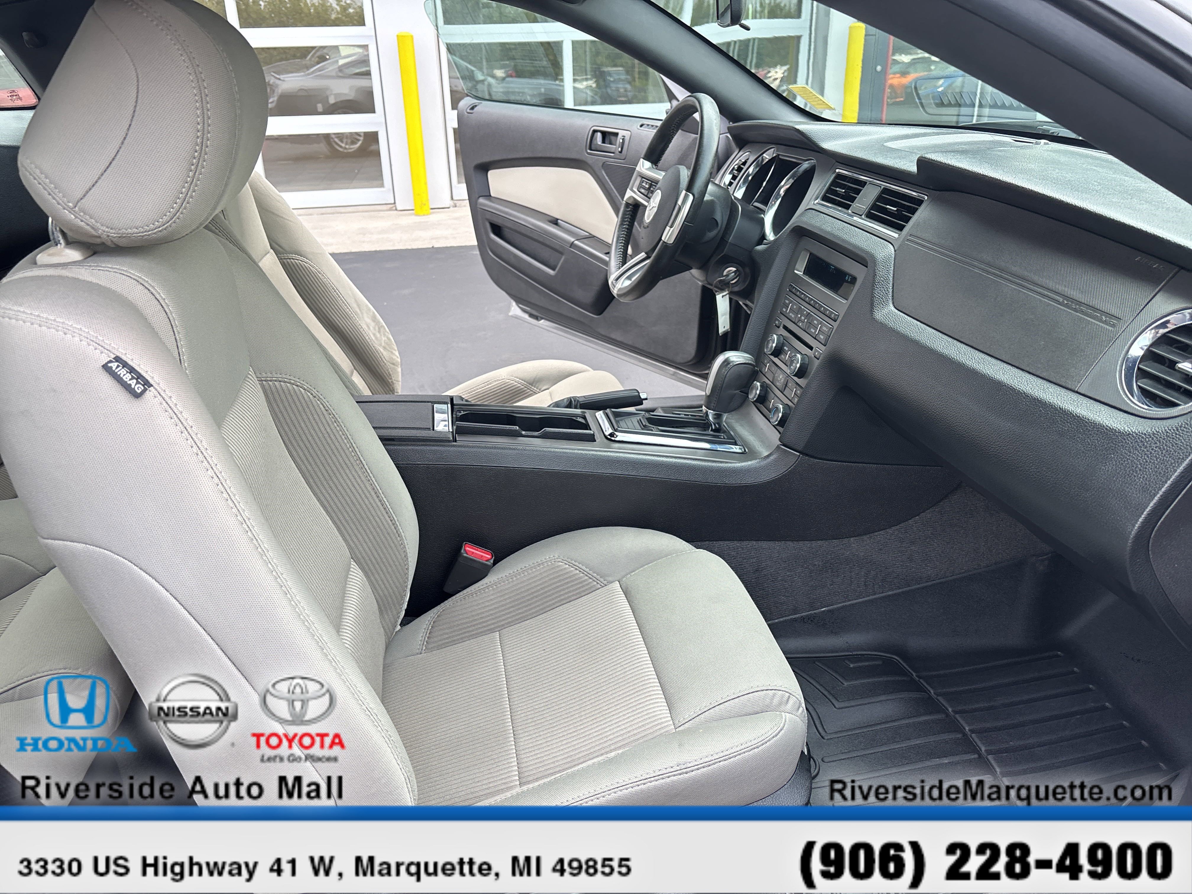 Used 2013 Ford Mustang Coupe image 24