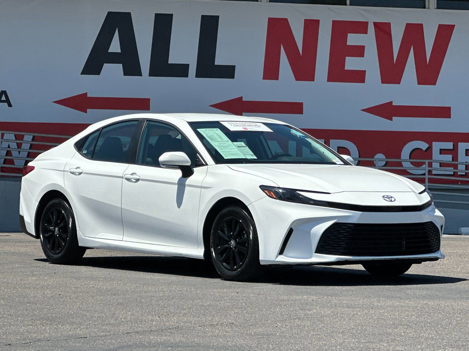 Used 2025 Toyota Camry LE FWD image 8