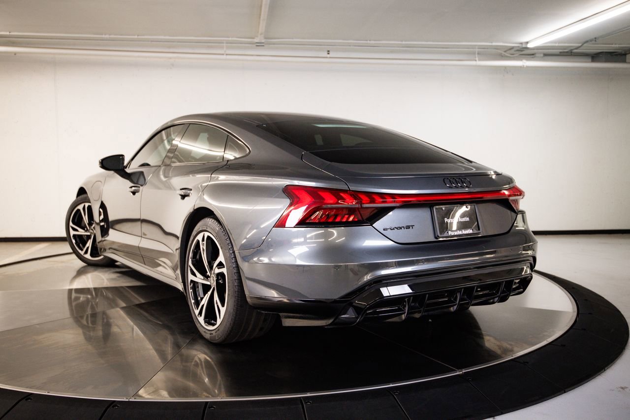 Used 2022 Audi e-tron GT Premium Plus AWD/4WD image 3