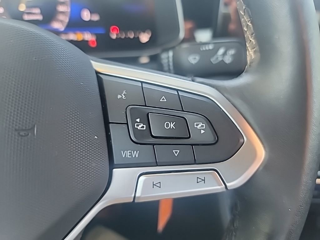 Used 2025 Volkswagen Jetta Sport FWD image 20