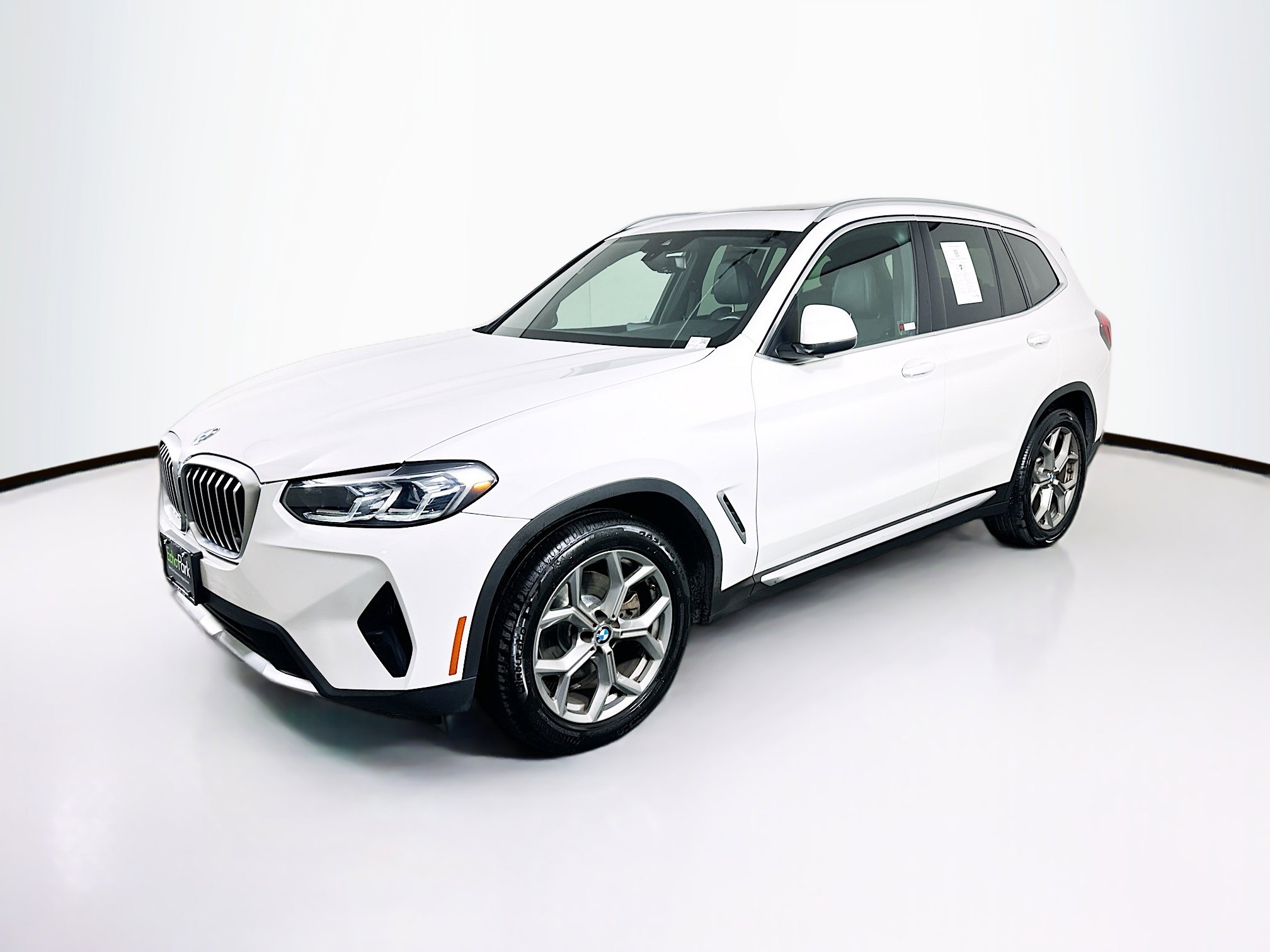 Used 2024 BMW X3 sDrive30i image 3