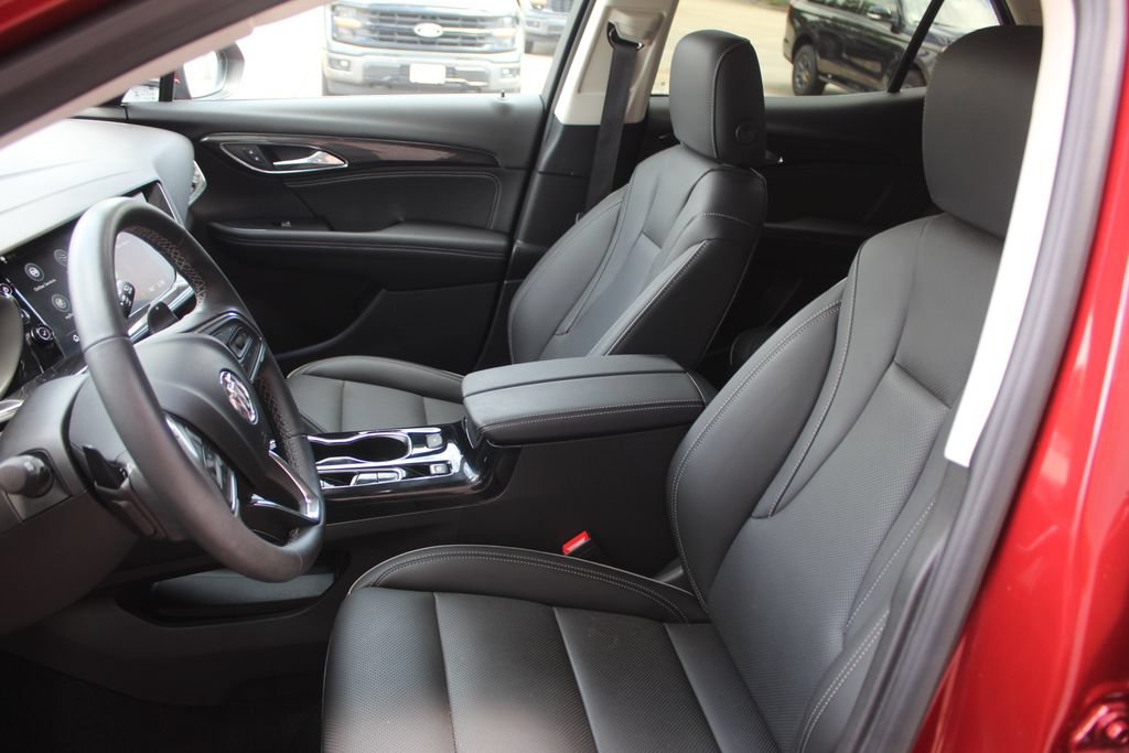 Used 2023 Buick Envision Essence FWD image 13