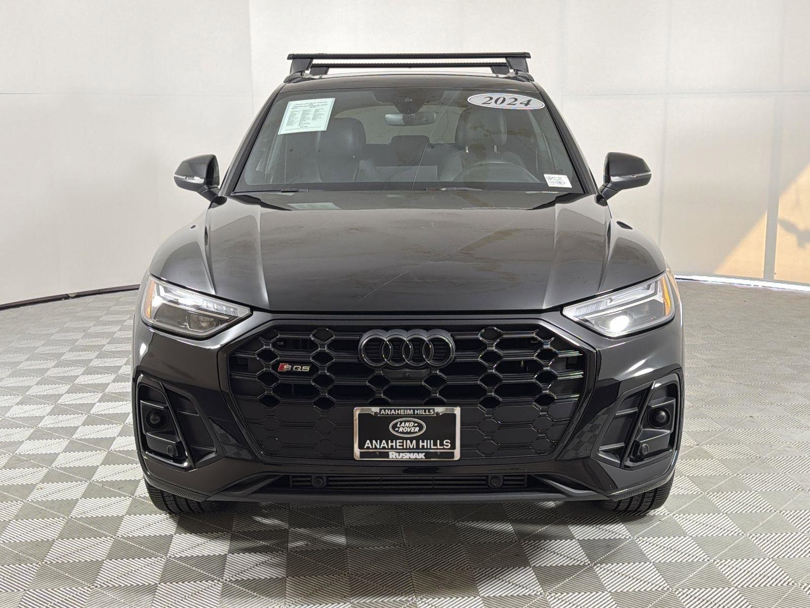 Used 2024 Audi SQ5 Premium Plus w/ Premium Plus Package image 8