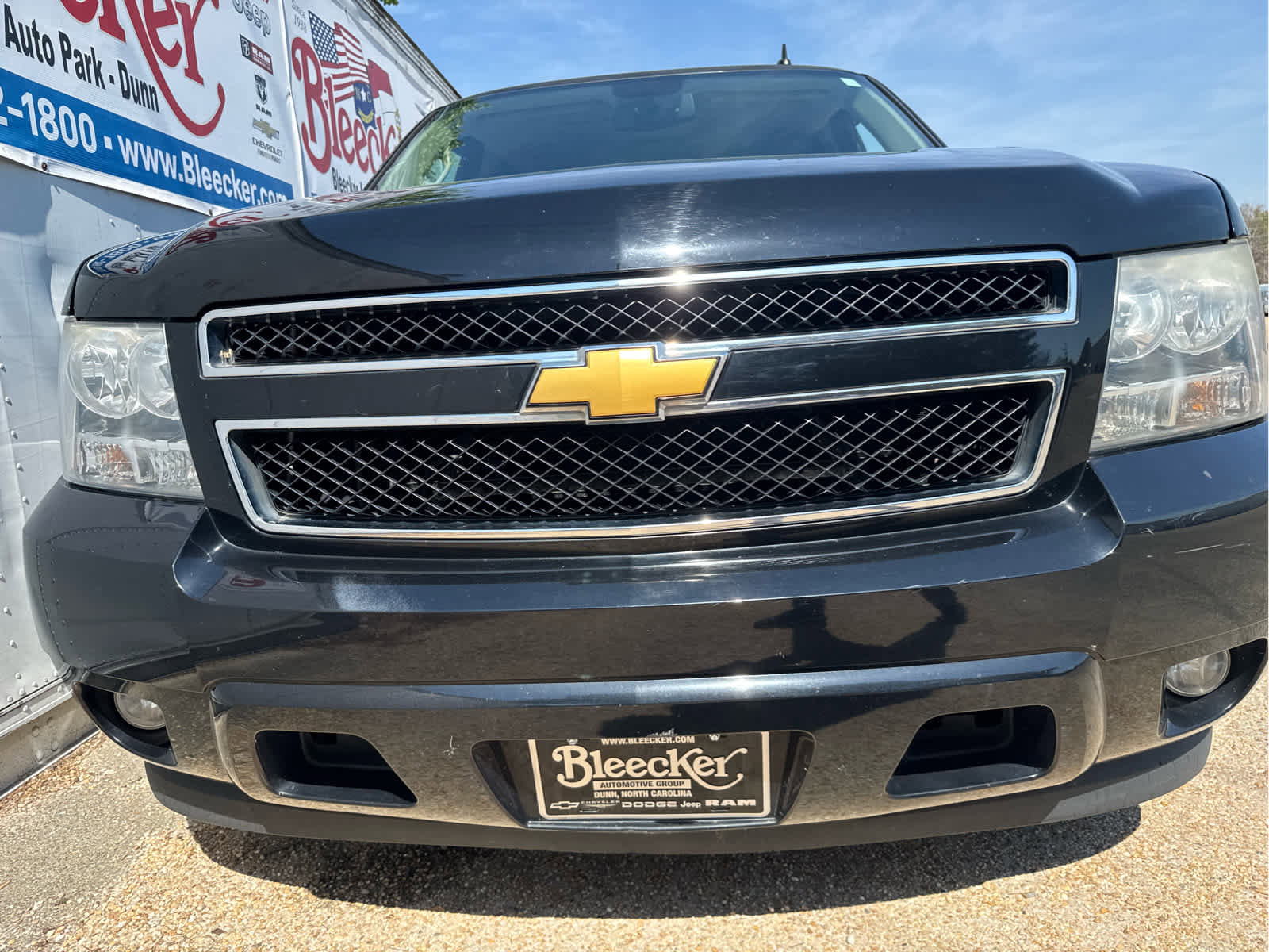 Used 2014 Chevrolet Suburban LT image 10