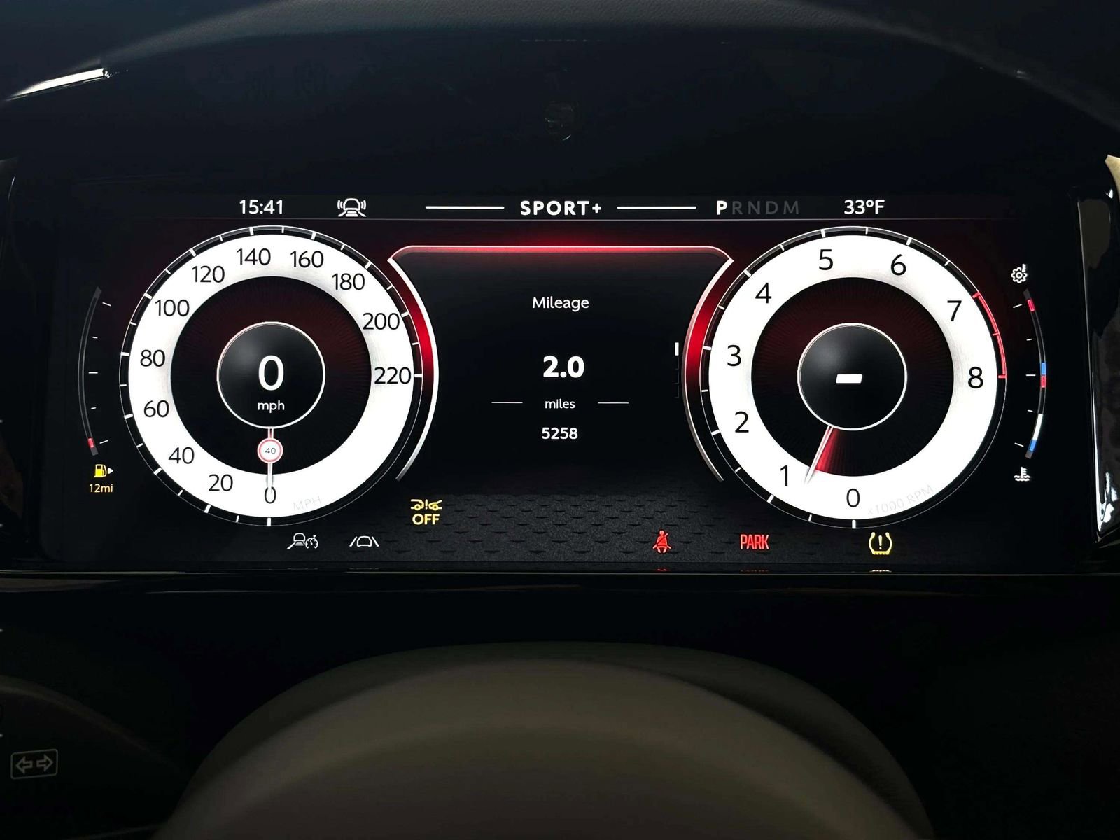 Used 2025 Aston Martin V8 Vantage Coupe image 20