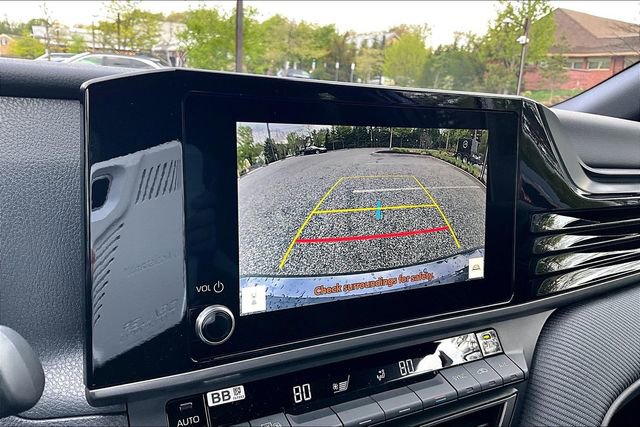 Used 2026 Toyota Camry SE image 17