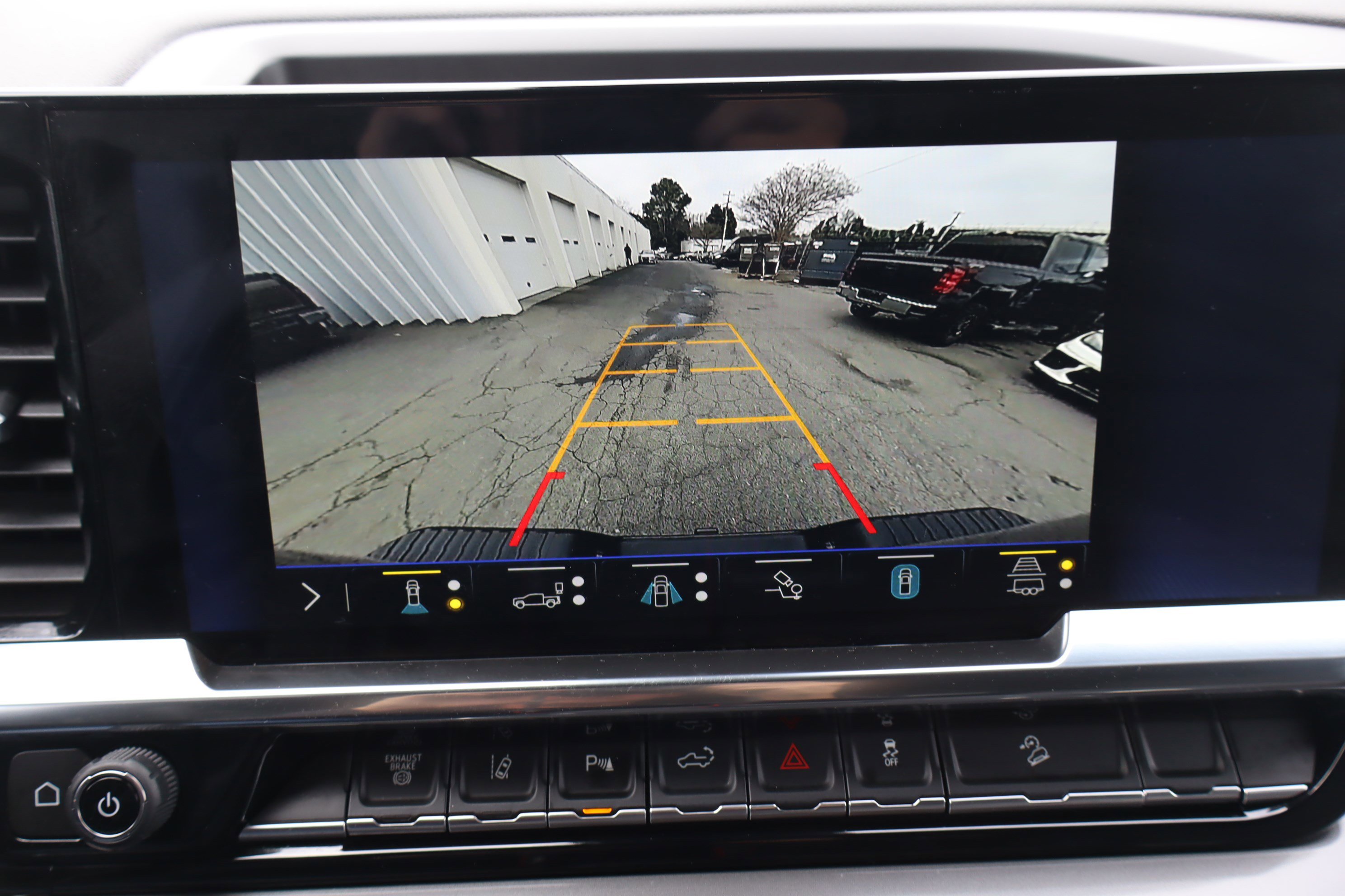 Certified 2025 Chevrolet Silverado 2500 High Country w/ High Country Premium Package image 32