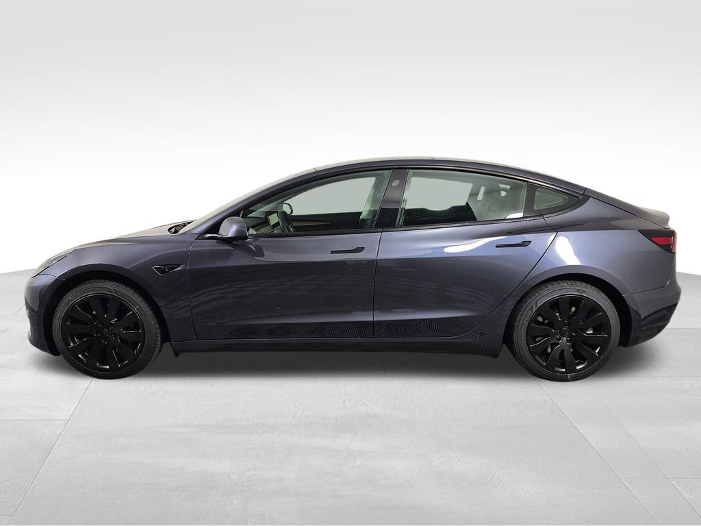 Used 2021 Tesla Model 3 Standard Range Plus RWD image 4