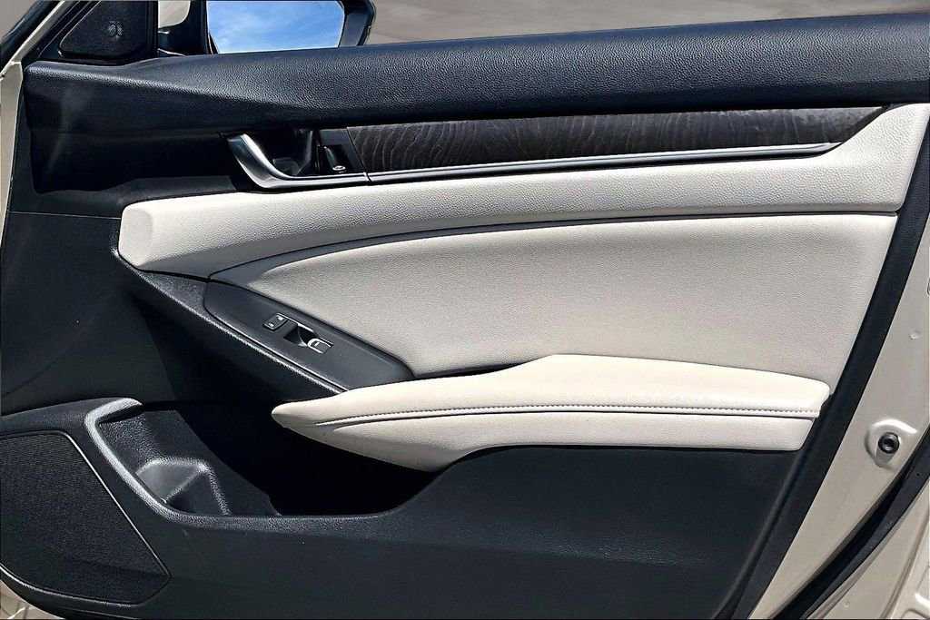 Used 2019 Honda Accord EX-L image 27