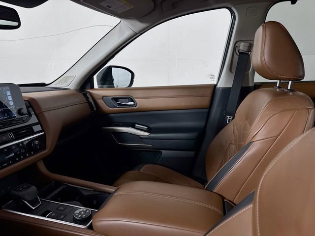 Certified 2022 Nissan Pathfinder Platinum w/ Cargo Package image 25