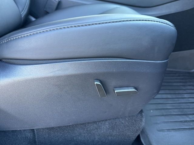 Used 2024 Tesla Model Y Performance image 13