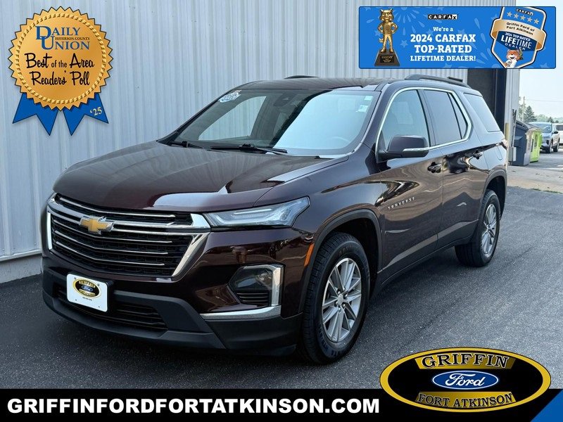 Used 2023 Chevrolet Traverse LT image 1