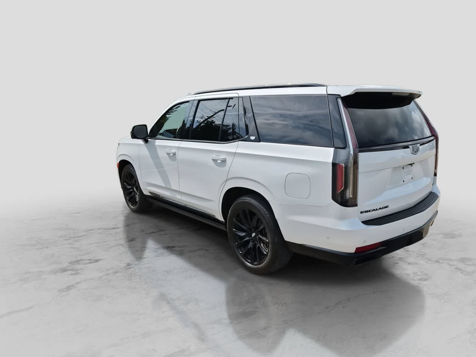 Used 2024 Cadillac Escalade Sport Platinum w/ LPO, ONYX Package AWD/4WD image 6