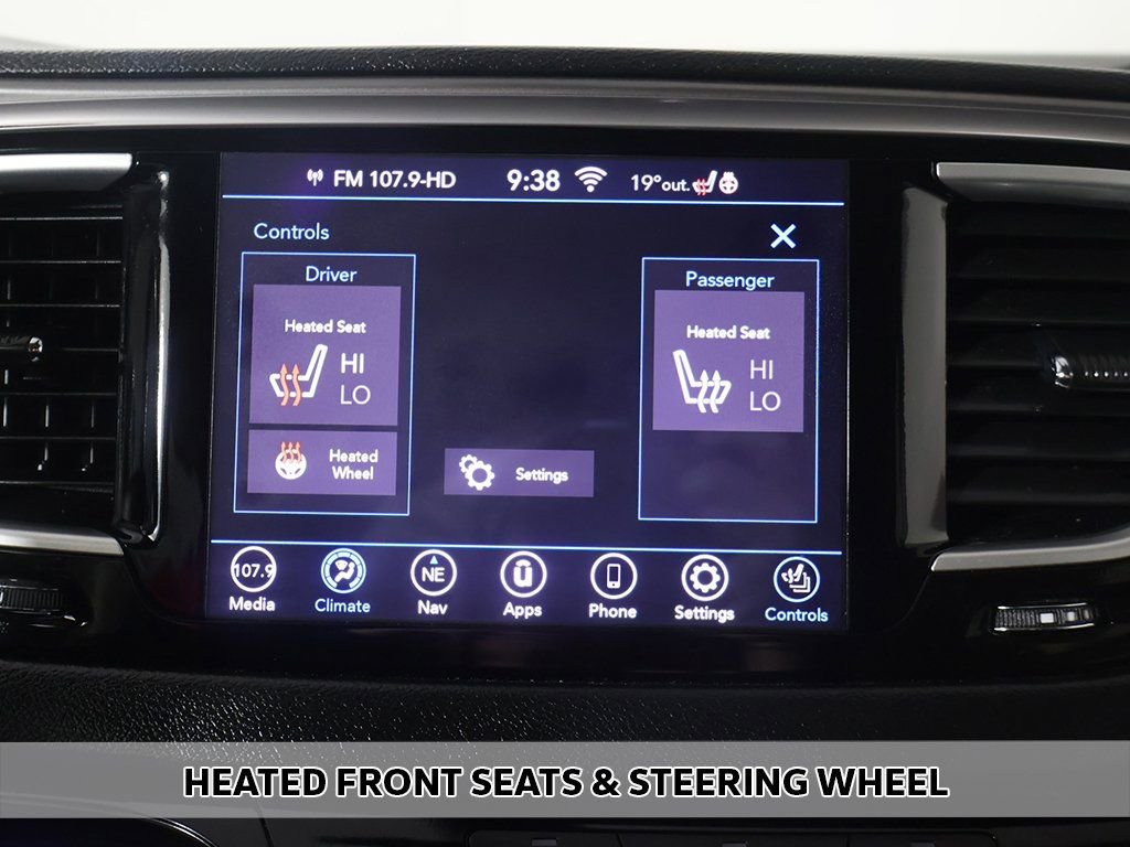 Used 2020 Chrysler Pacifica Touring-L Plus image 7