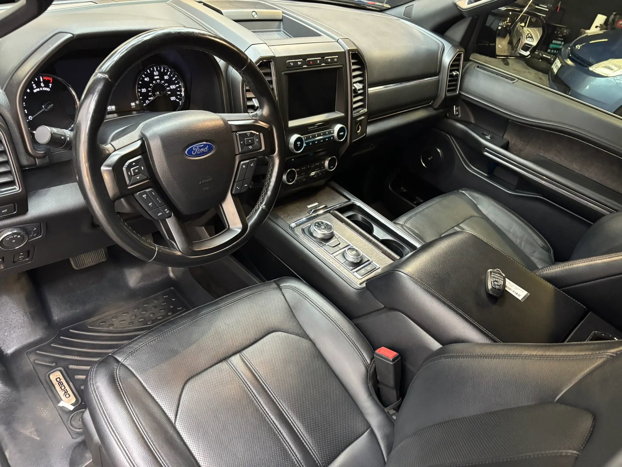 Used 2018 Ford Expedition Max Limited w/ Equipment Group 302A AWD/4WD image 12