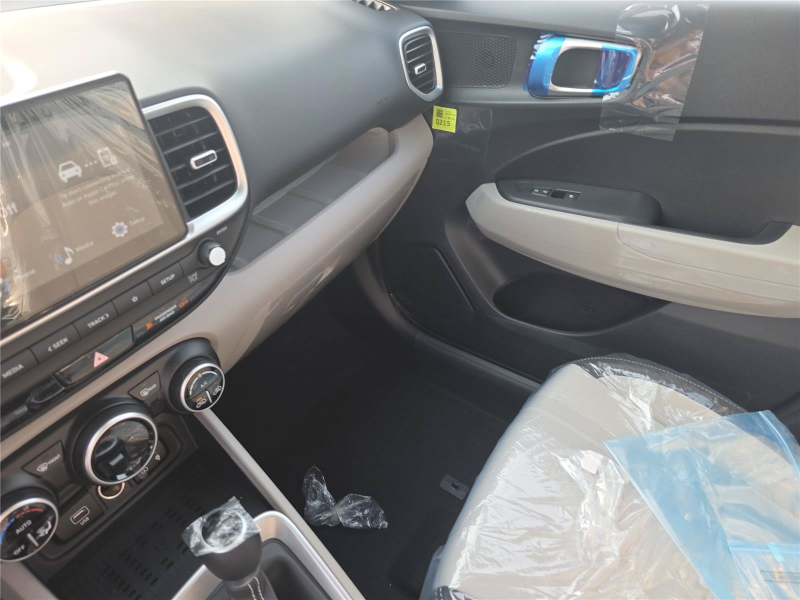 New 2026 Hyundai Venue SEL FWD image 21