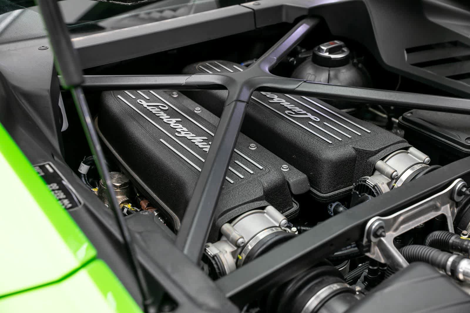 Used 2024 Lamborghini Huracan Tecnica RWD image 36
