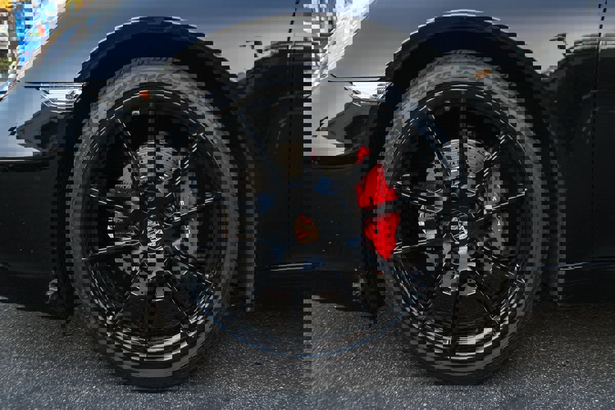 Used 2013 Porsche 911 Carrera image 36