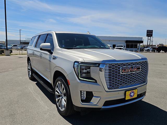 Certified 2023 GMC Yukon XL Denali image 7